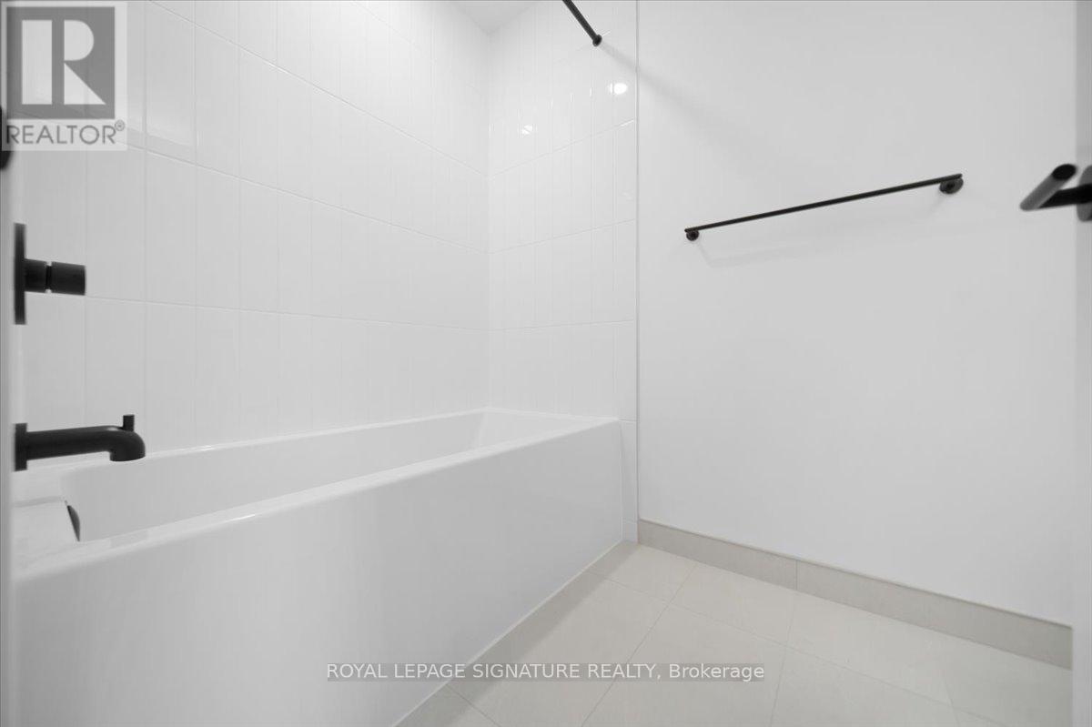 Photo 22 of 1111 2495 Eglinton Avenue W, Mississauga ON