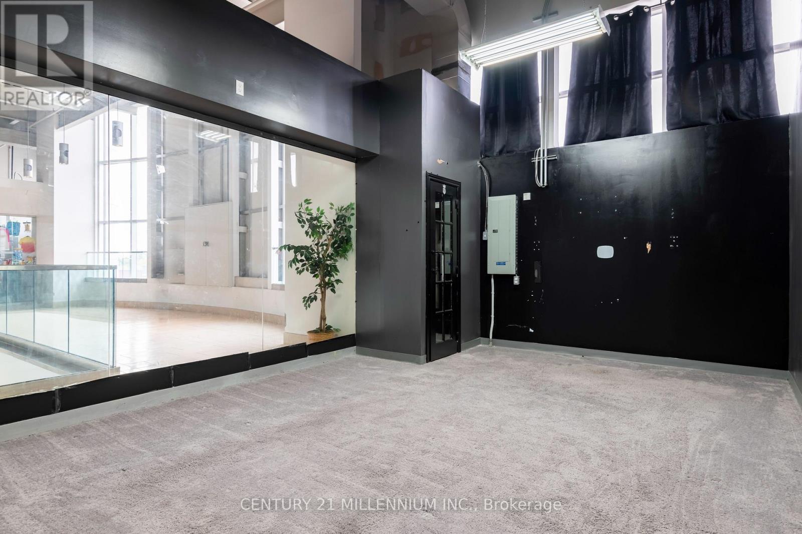 Photo 15 of 2 B 01 7215 Goreway Drive, Mississauga ON