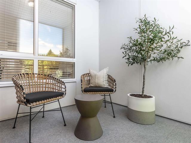 Photo 10 of 304 33886 Pine Street, Abbotsford BC