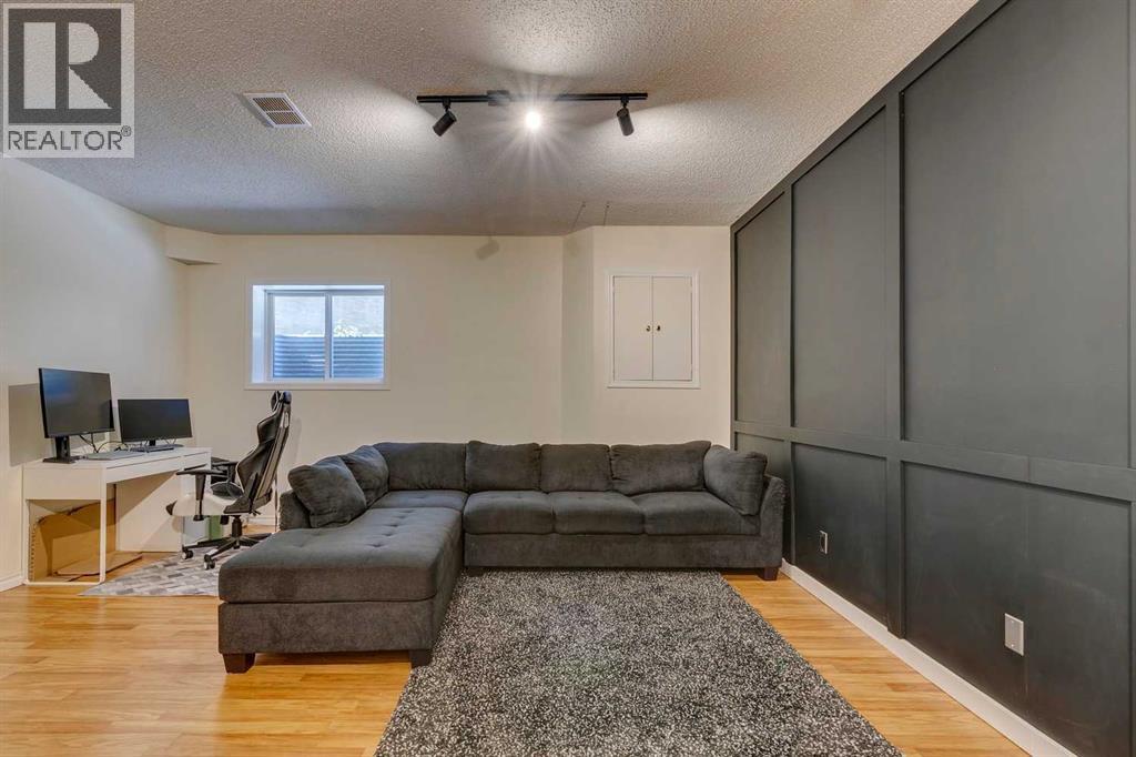 Single Family House for Sale in  Auburn Bay View SE Auburn Bay Calgary 