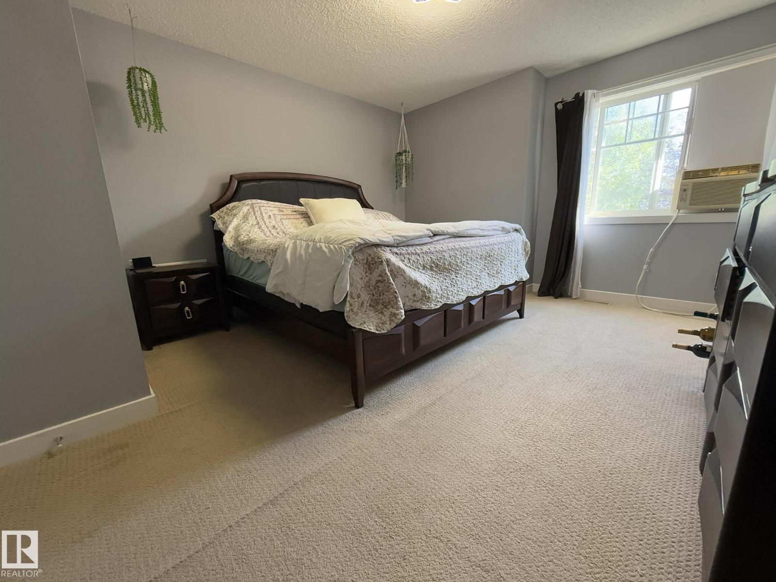 Photo 15 of 13 14208 36 St Nw, Edmonton AB