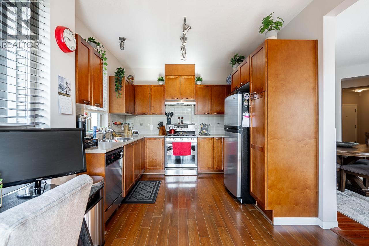 Photo 15 of 308 2969 Whisper Way, Coquitlam BC