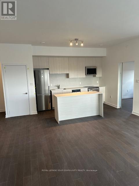 Photo 3 of 707 2433 Dufferin Street, Toronto ON