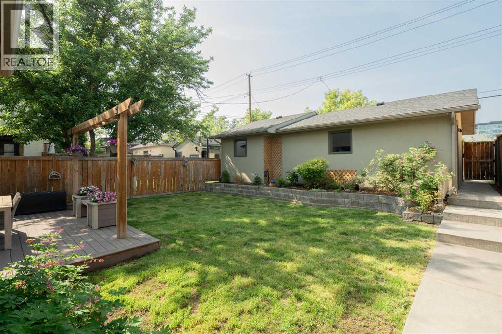 Photo 37 of 1914 Broadview Road Nw, Calgary AB