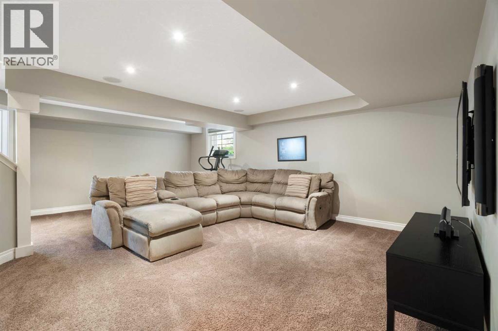 Photo 29 of 1914 Broadview Road Nw, Calgary AB
