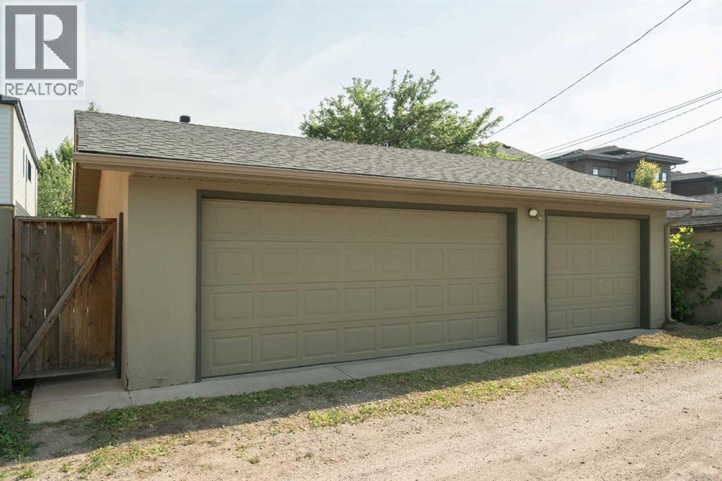 Photo 40 of 1914 Broadview Road Nw, Calgary AB