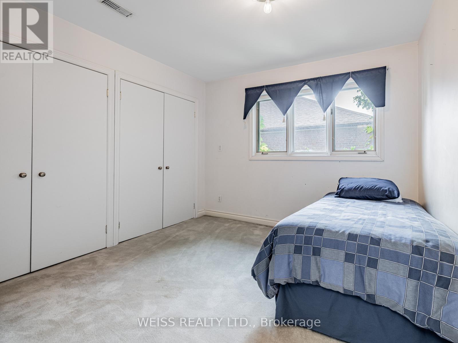 Photo 23 of 14 Northmount Avenue, Toronto ON