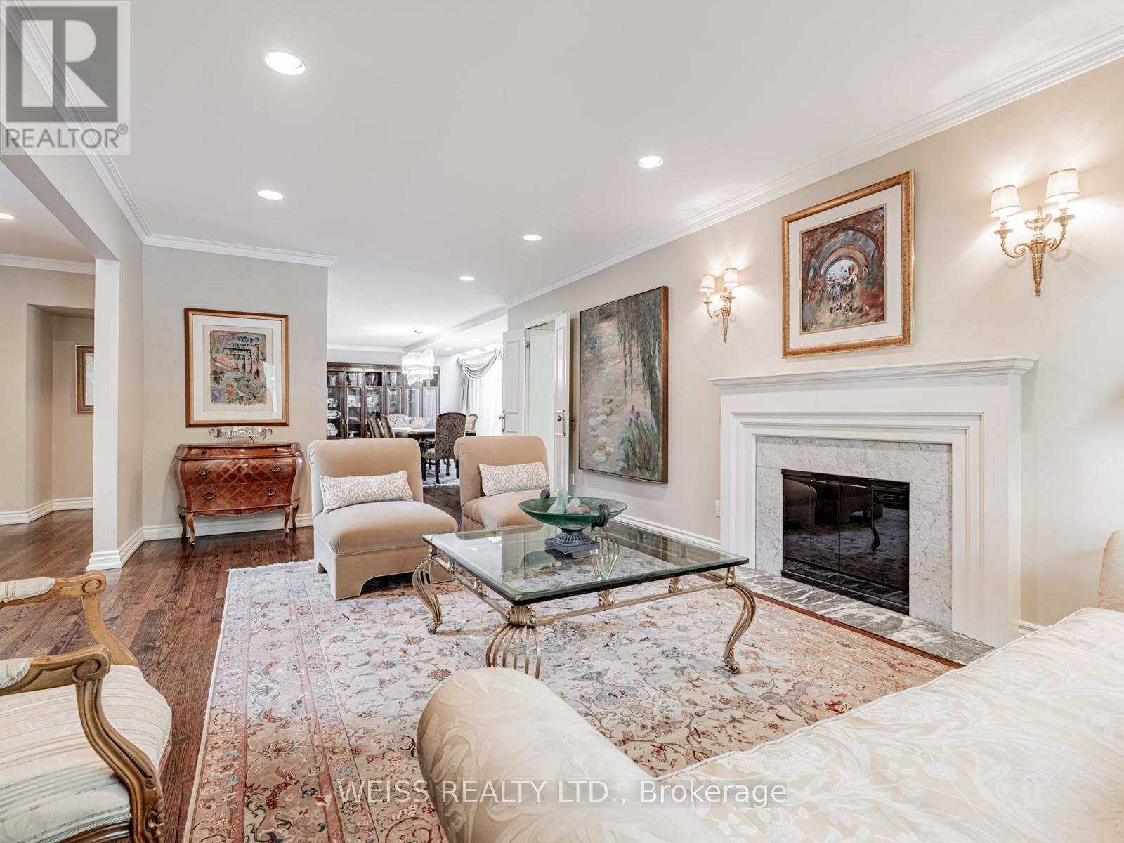 Photo 9 of 14 Northmount Avenue, Toronto ON