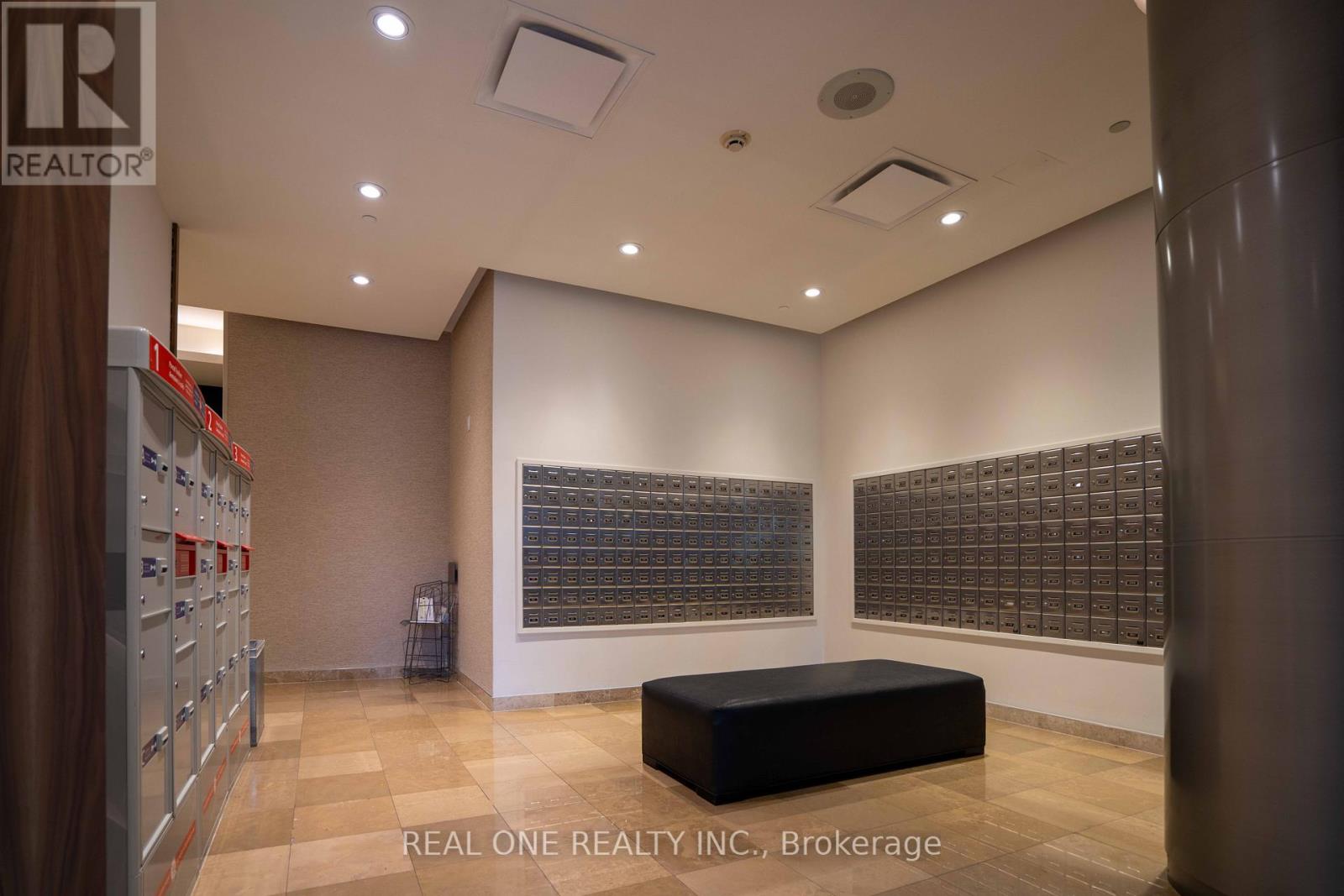 Photo 3 of 1101 5 Northtown Way, Toronto ON