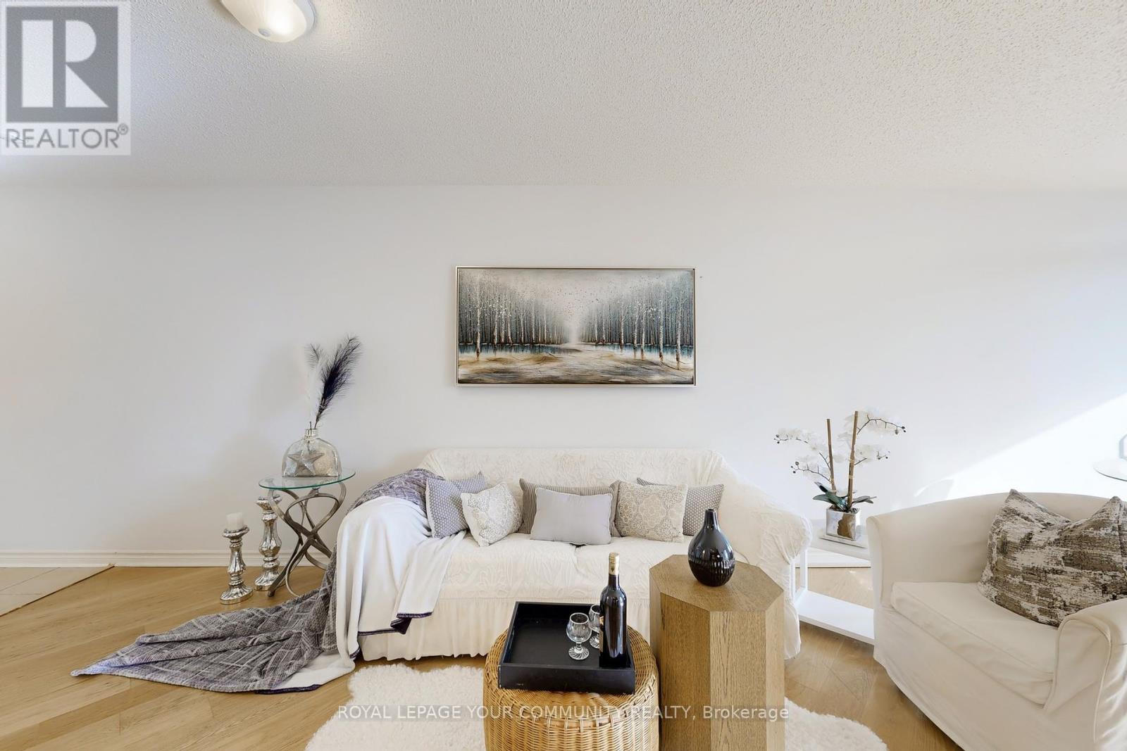 Photo 12 of 1014 2 Rean Drive, Toronto ON
