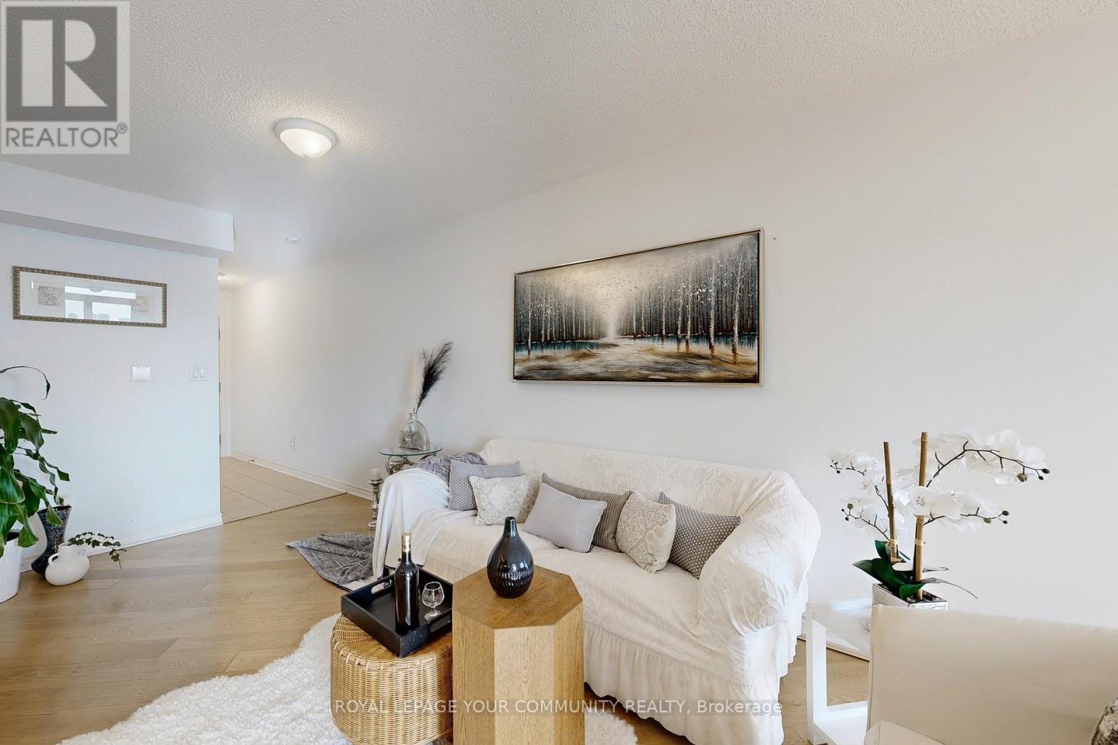 Photo 13 of 1014 2 Rean Drive, Toronto ON