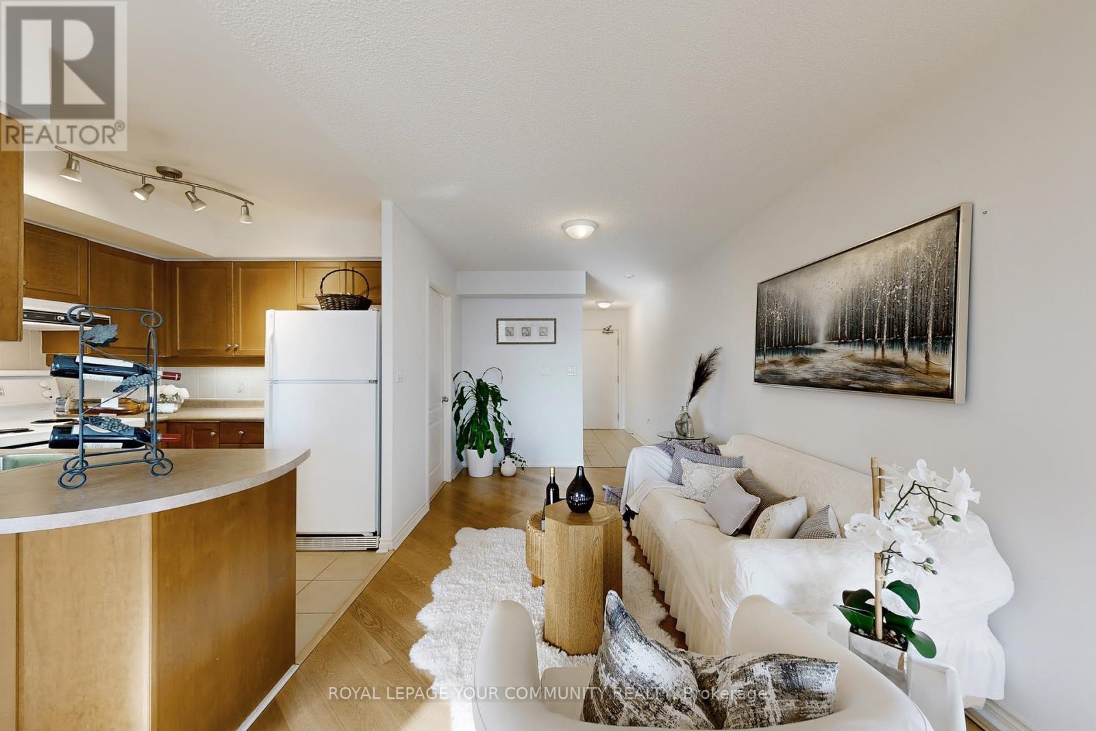 Photo 14 of 1014 2 Rean Drive, Toronto ON
