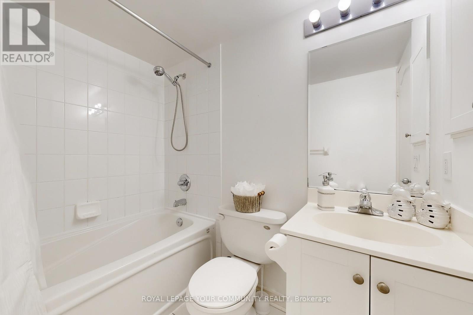 Photo 30 of 1014 2 Rean Drive, Toronto ON