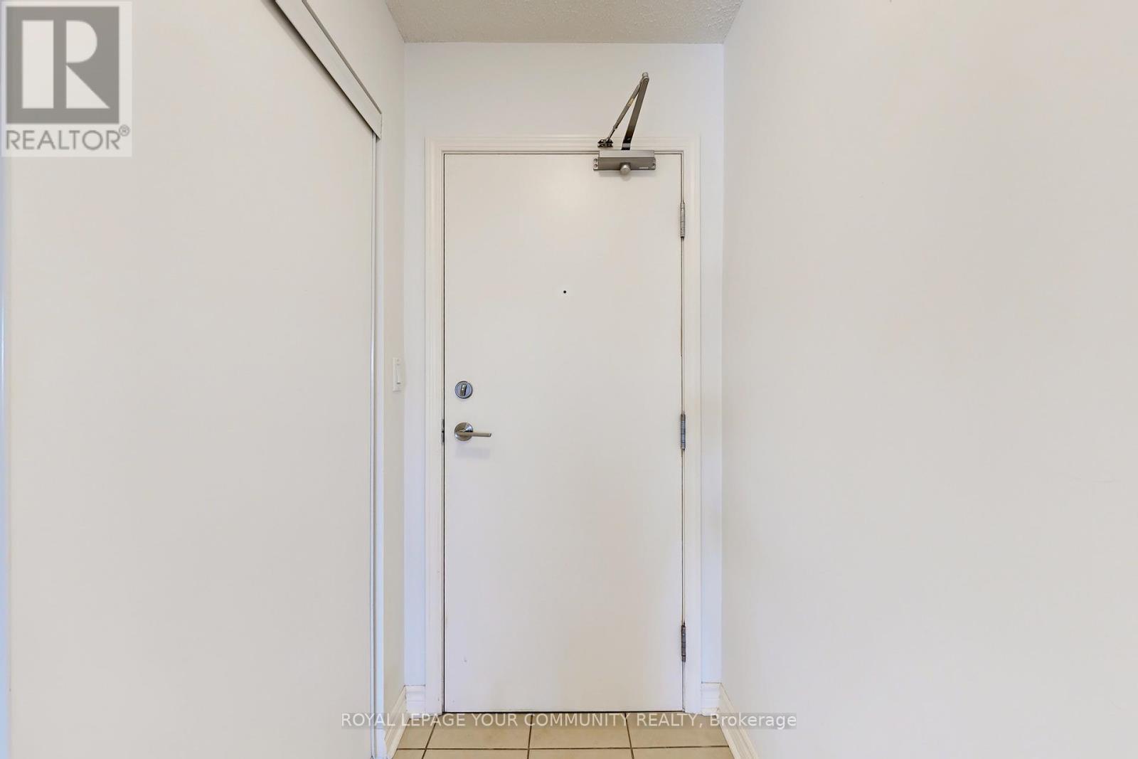 Photo 32 of 1014 2 Rean Drive, Toronto ON