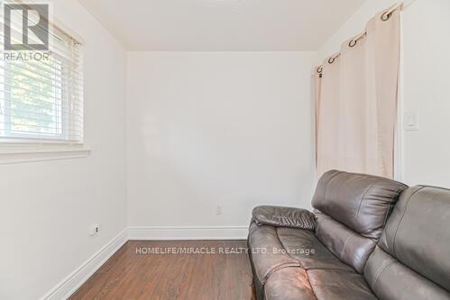 Photo 17 of 6 Beechwood Crescent, Brampton ON