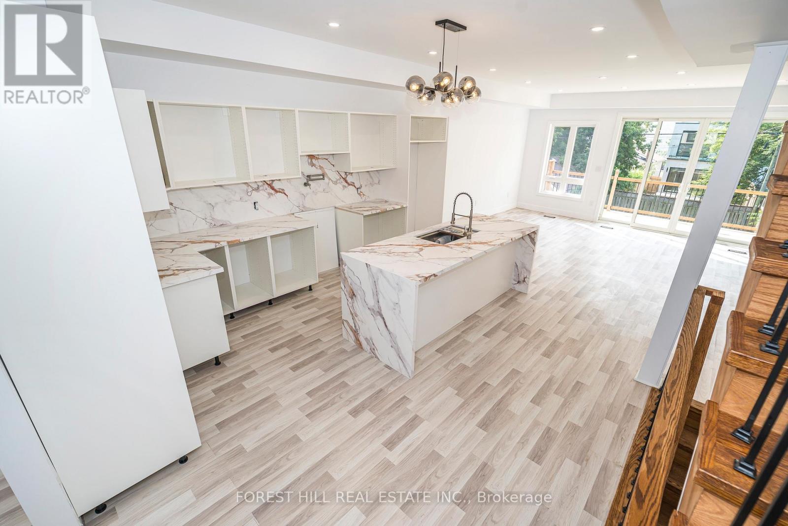 Photo 37 of 19 Simpson Avenue, Toronto ON