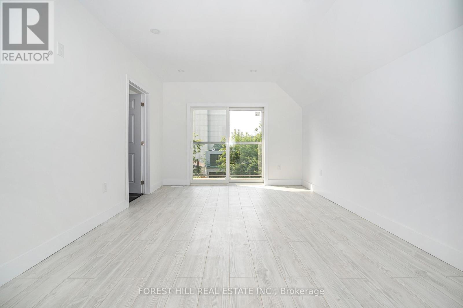 Photo 38 of 19 Simpson Avenue, Toronto ON