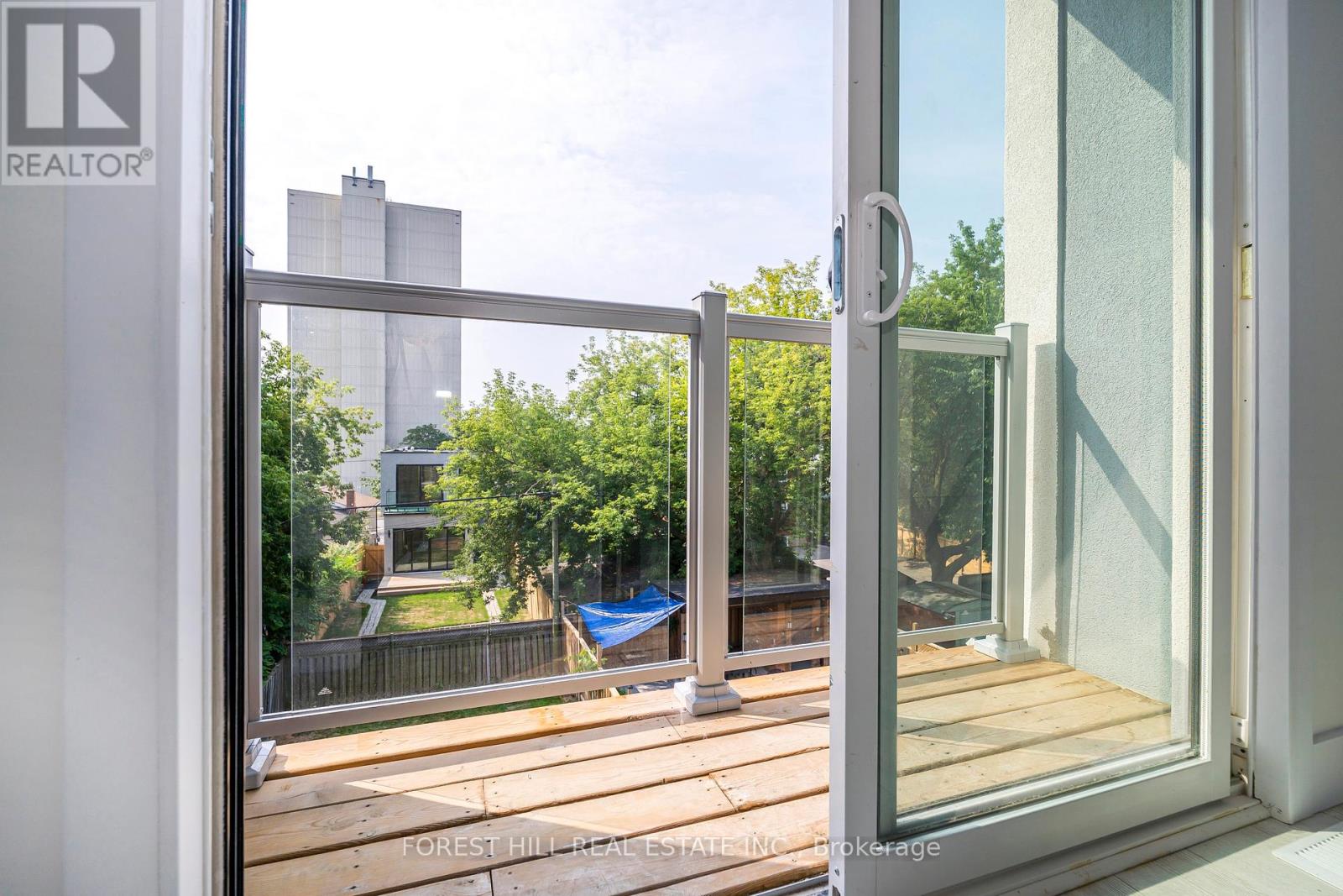 Photo 29 of 19 Simpson Avenue, Toronto ON