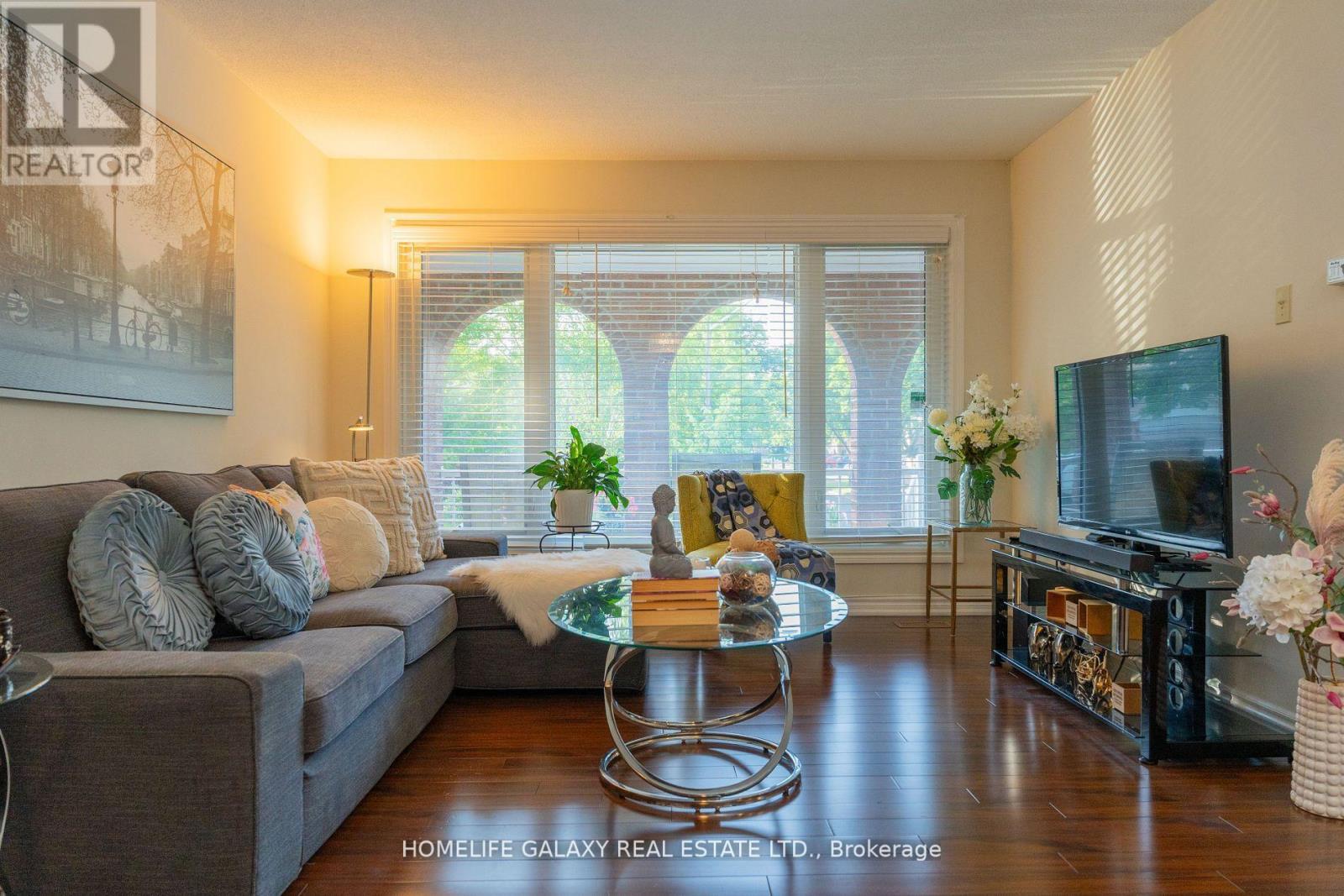 Photo 34 of 1471 Fieldlight Boulevard, Pickering ON