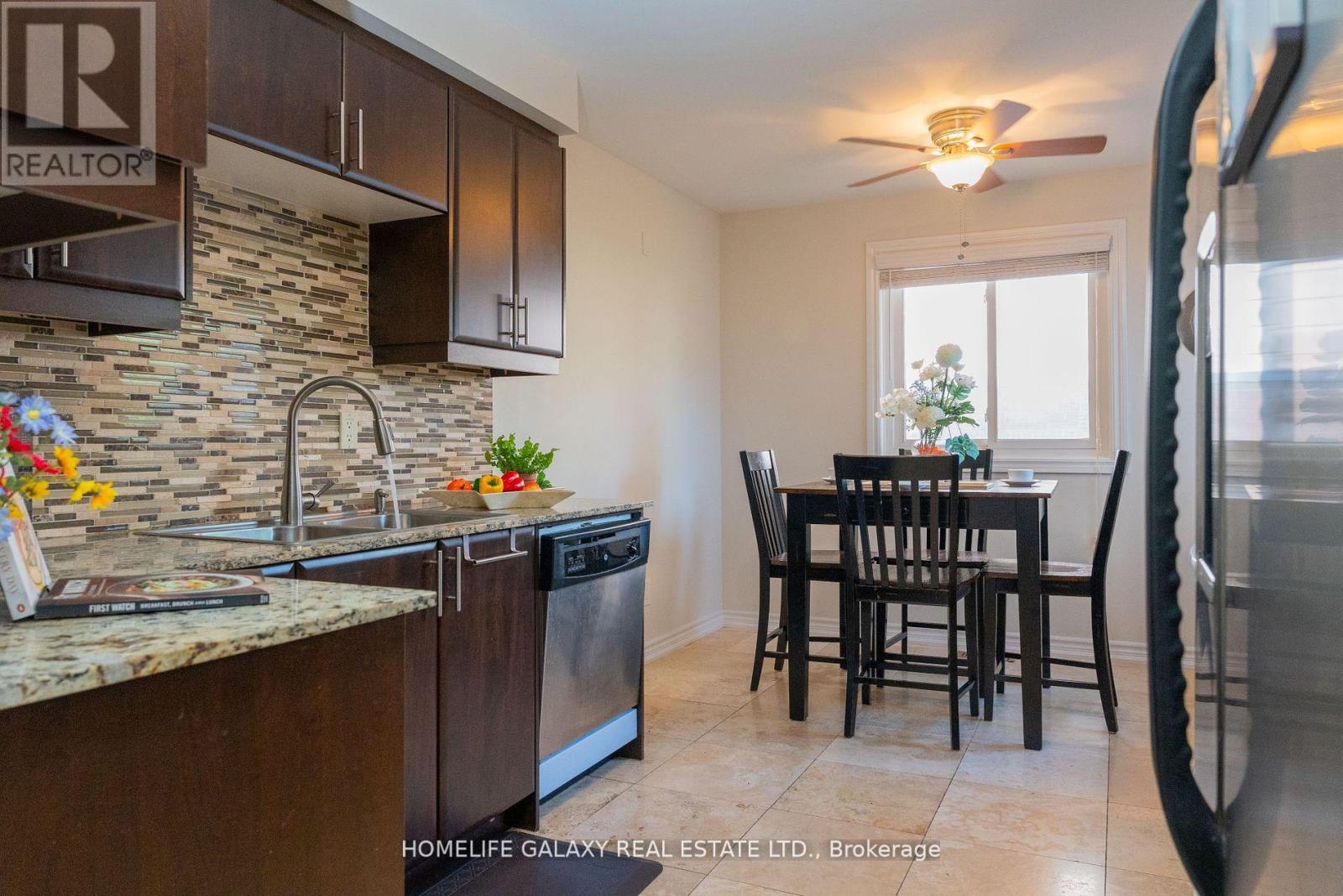 Photo 6 of 1471 Fieldlight Boulevard, Pickering ON