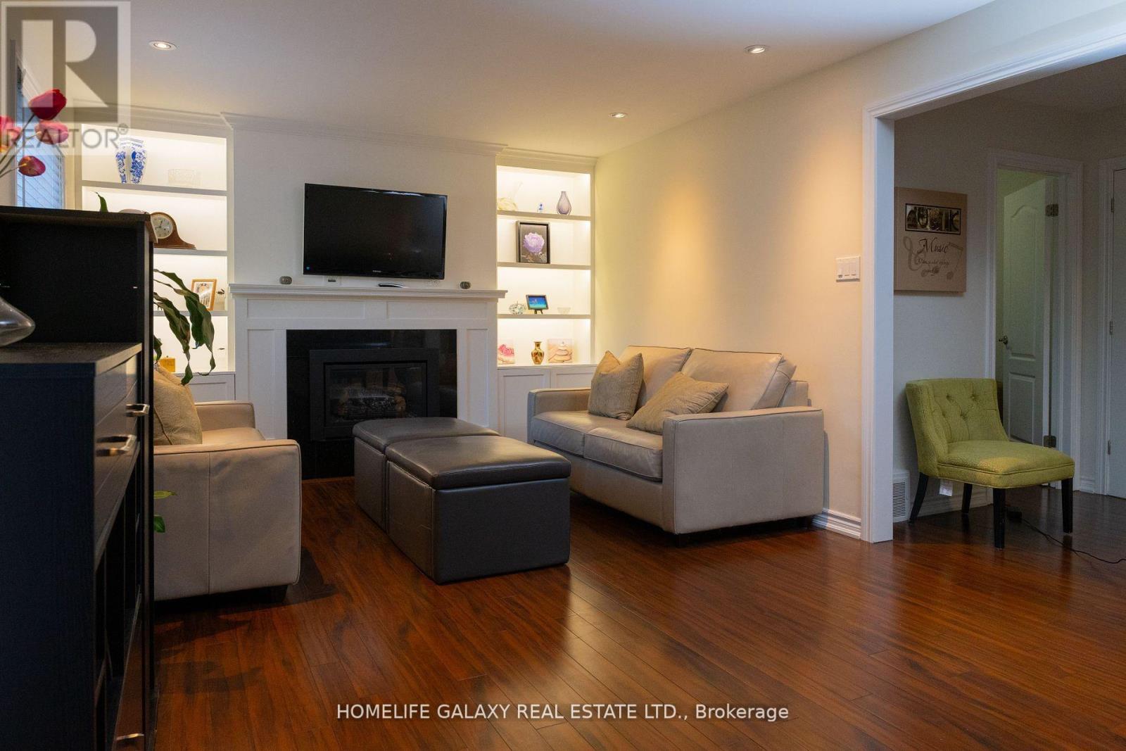 Photo 37 of 1471 Fieldlight Boulevard, Pickering ON