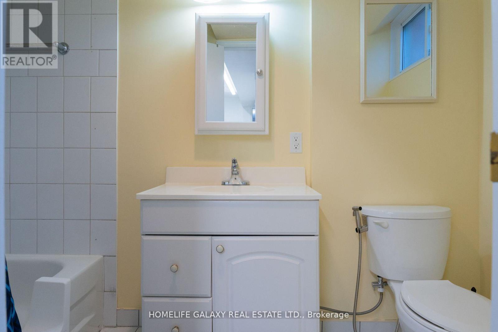 Photo 36 of 1471 Fieldlight Boulevard, Pickering ON