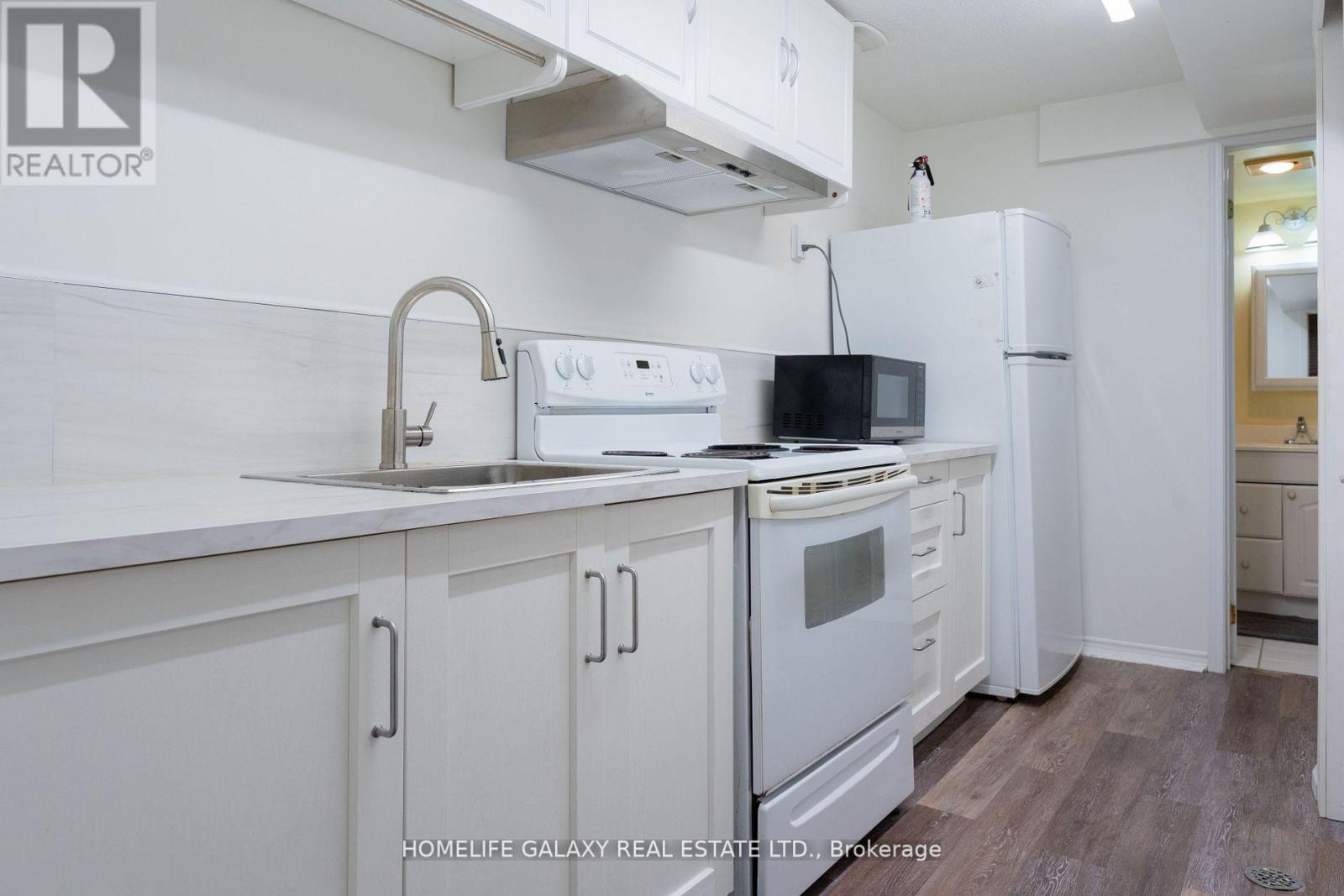 Photo 42 of 1471 Fieldlight Boulevard, Pickering ON