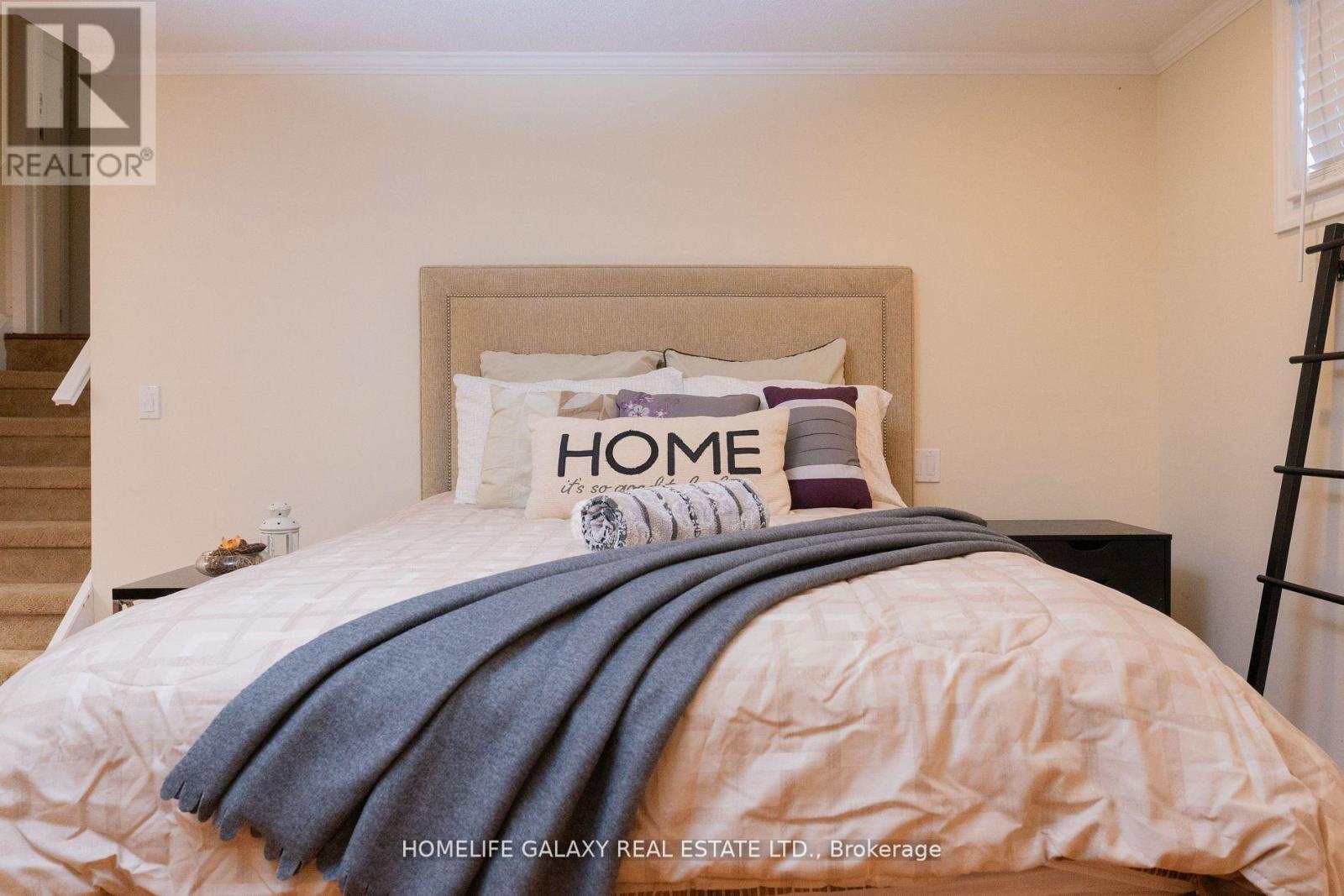 Photo 12 of 1471 Fieldlight Boulevard, Pickering ON