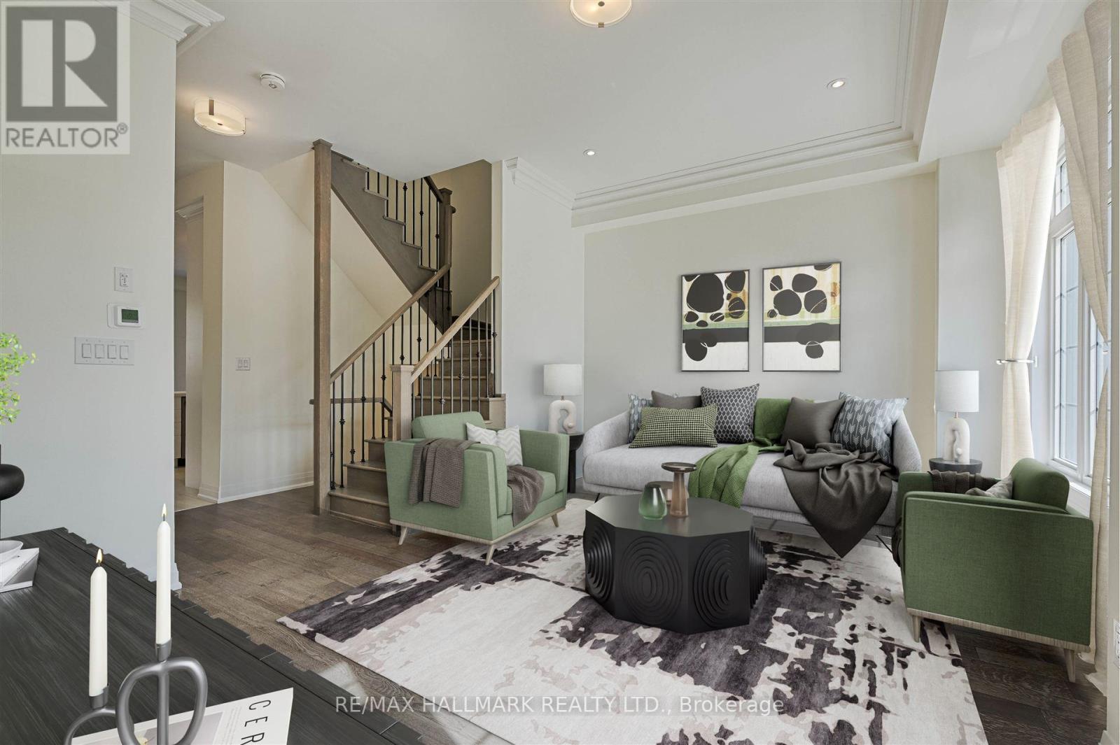 Photo 14 of 28 Gardeners Lane, Markham ON