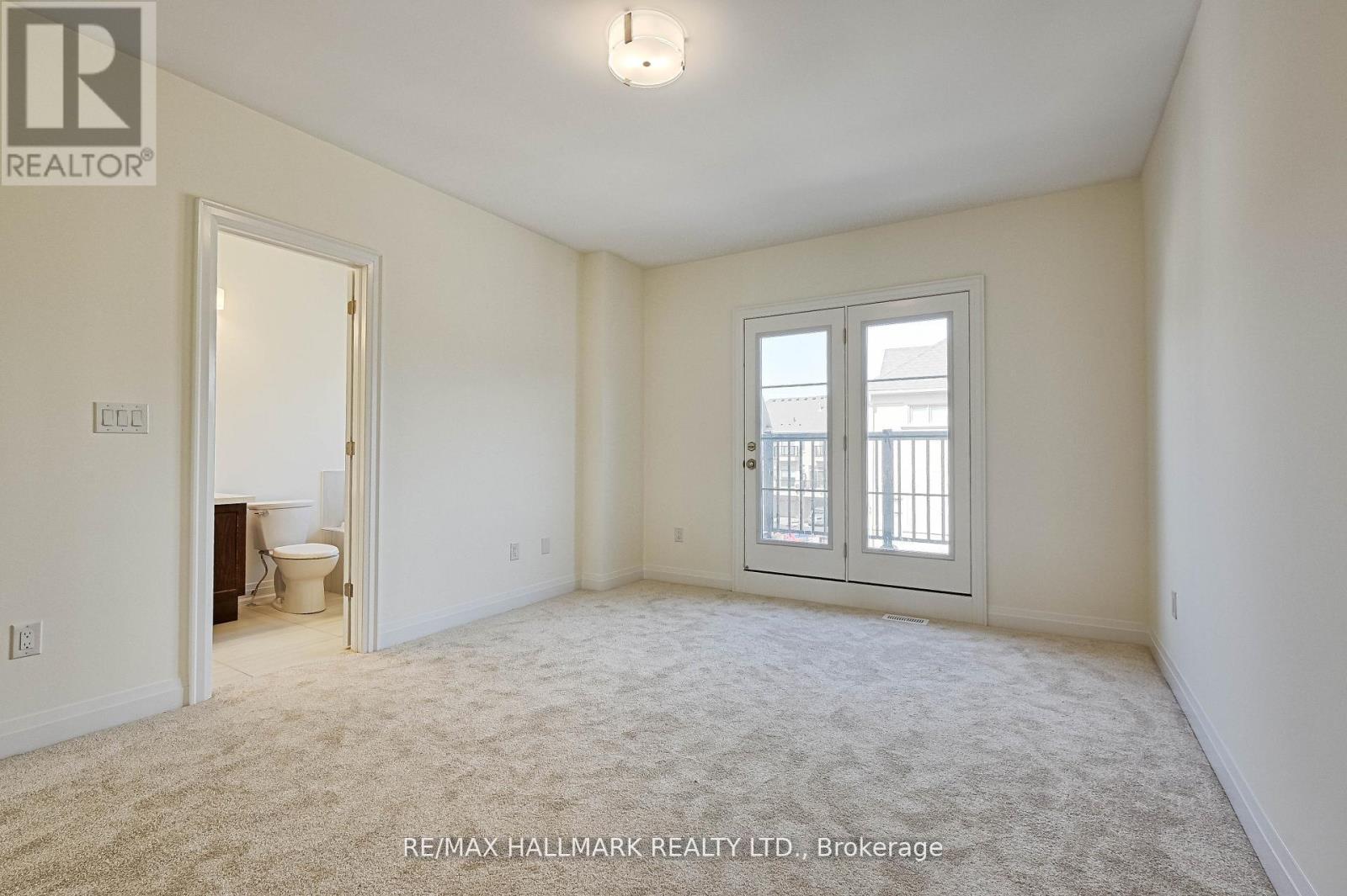 Photo 26 of 28 Gardeners Lane, Markham ON