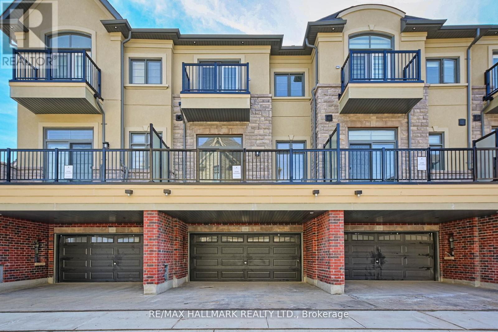 Photo 41 of 28 Gardeners Lane, Markham ON