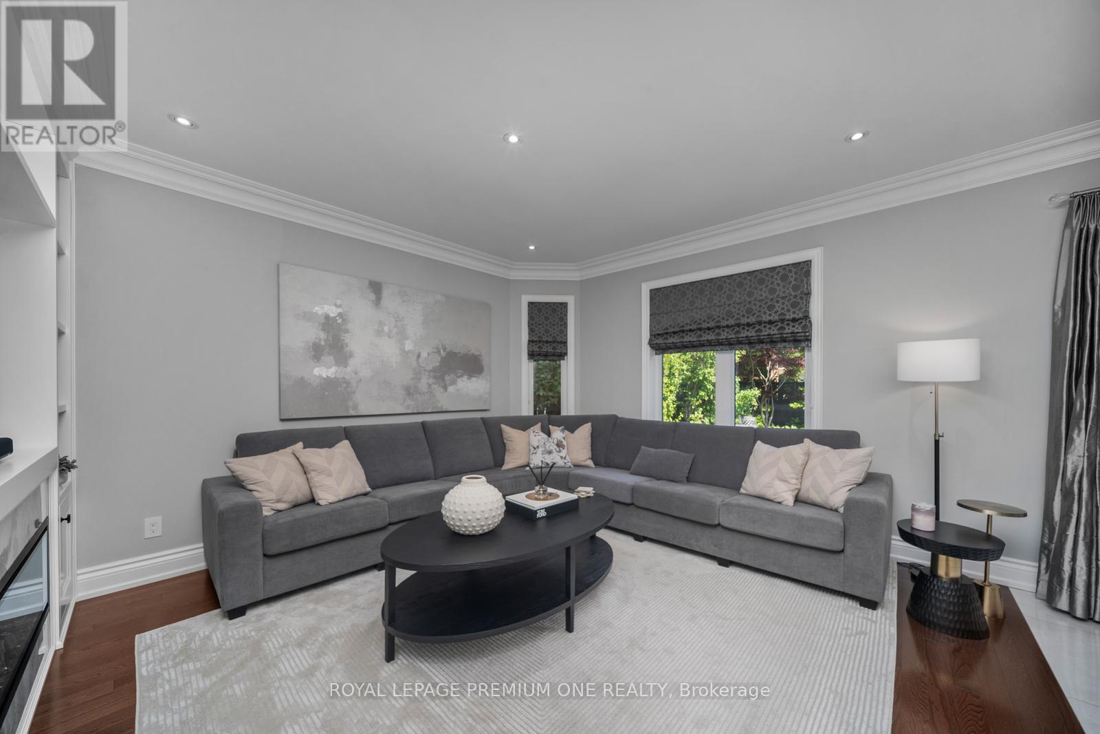 Photo 50 of 28 Johnswood Crescent, Vaughan ON
