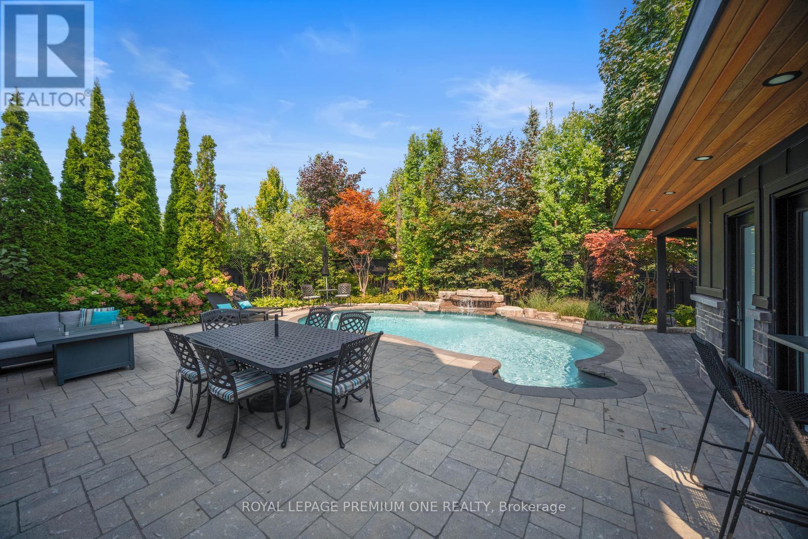 Photo 46 of 28 Johnswood Crescent, Vaughan ON