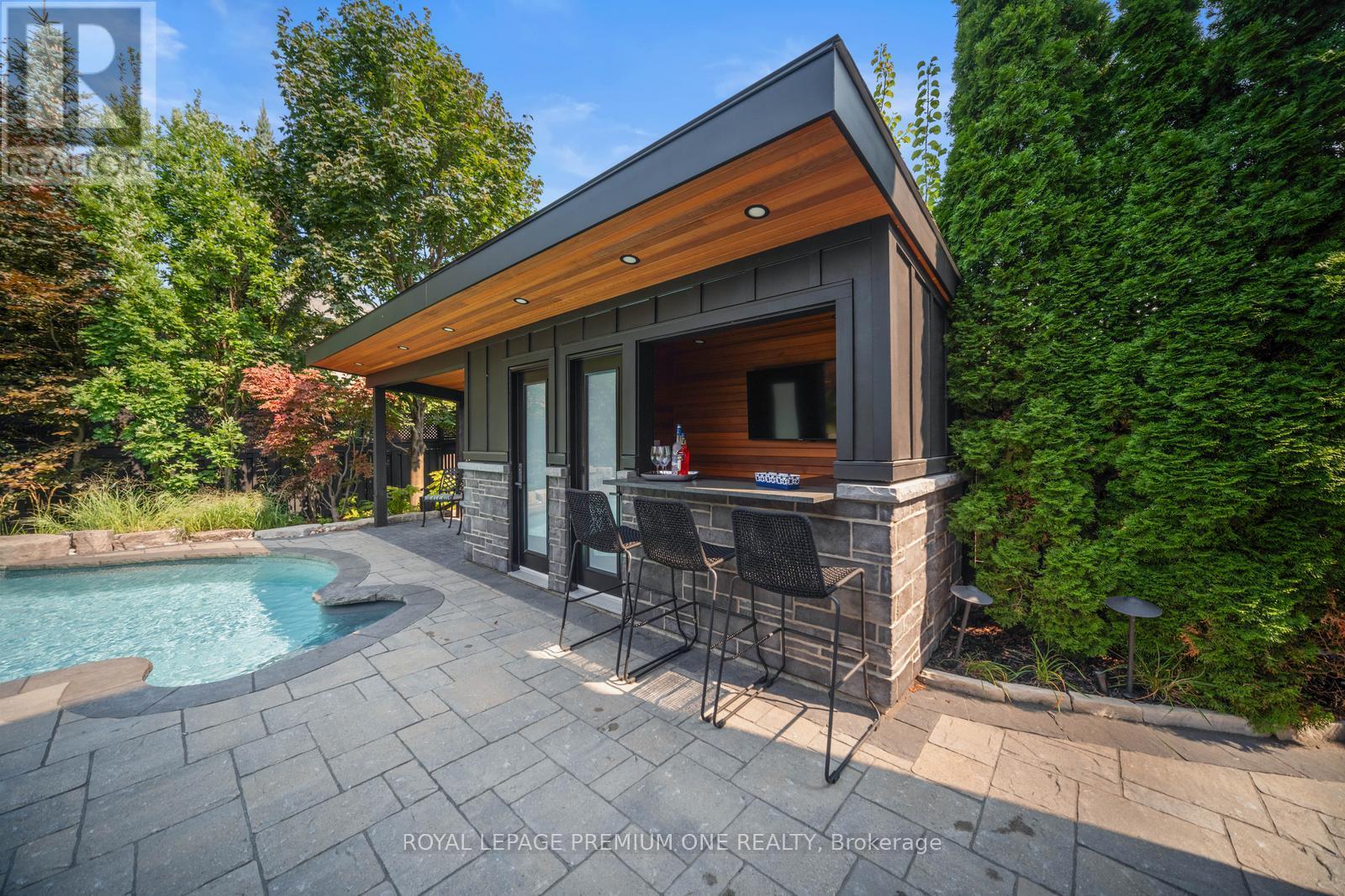 Photo 37 of 28 Johnswood Crescent, Vaughan ON