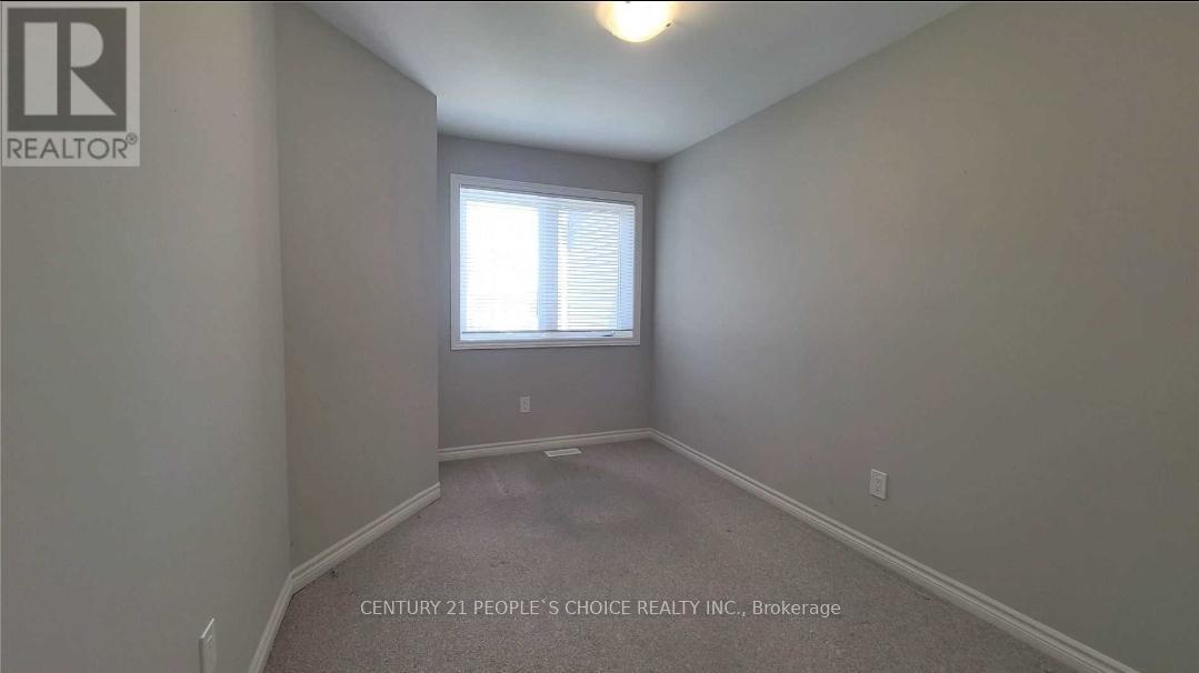 Photo 1 of 5 Gregory Avenue, Collingwood ON