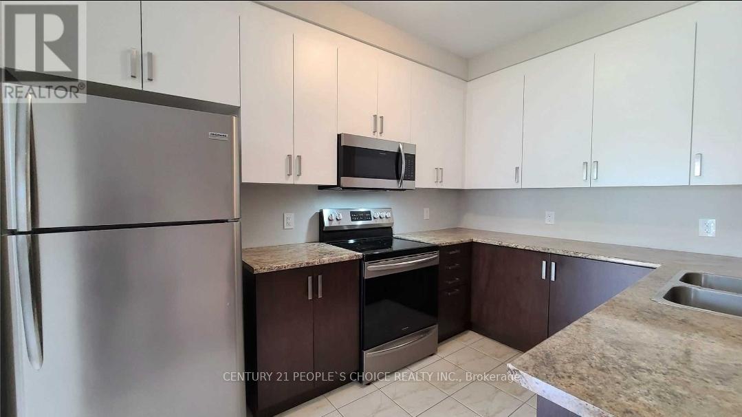 Photo 13 of 5 Gregory Avenue, Collingwood ON