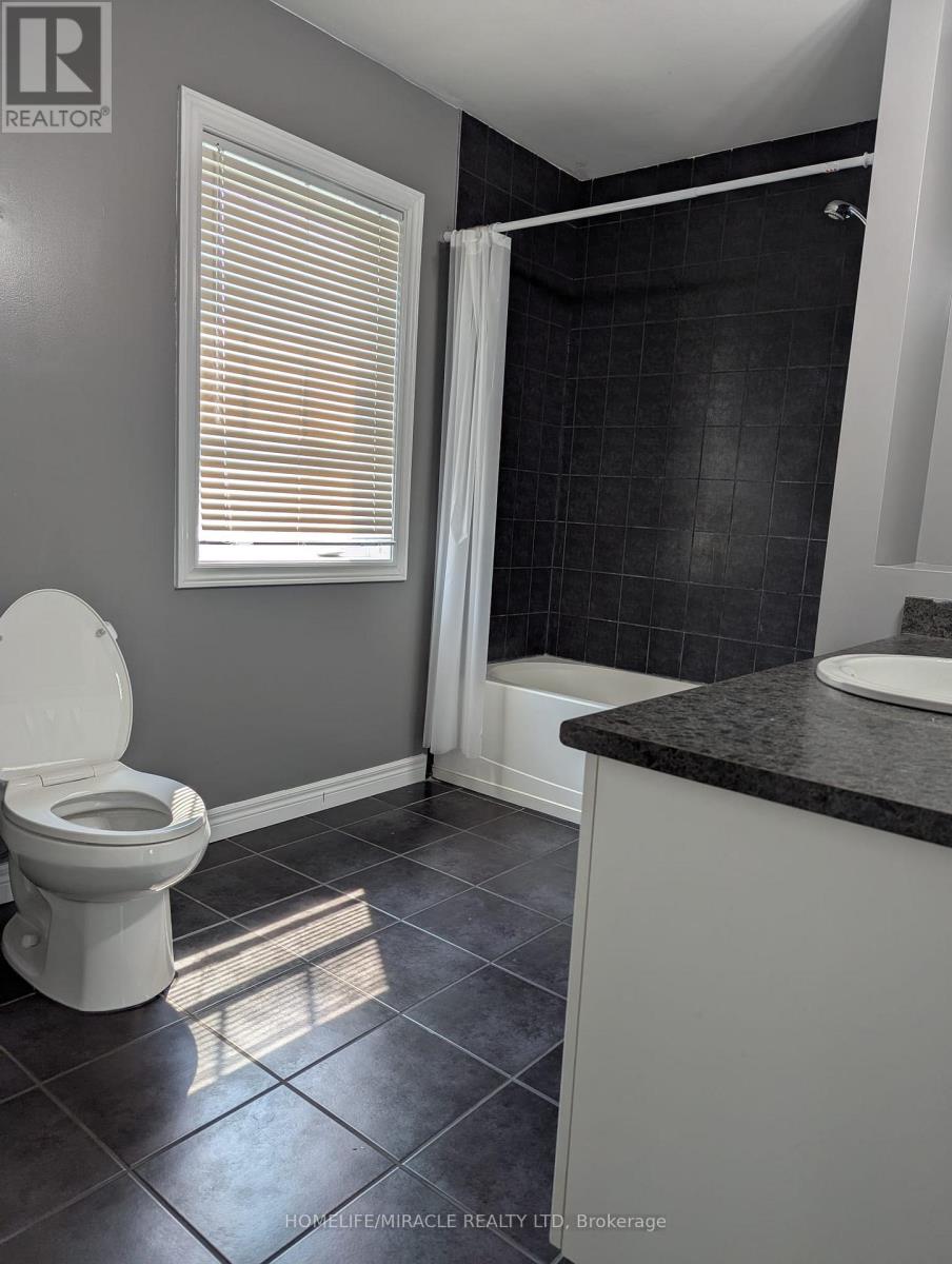 Photo 18 of 71 800 West Ridge Boulevard, Orillia ON