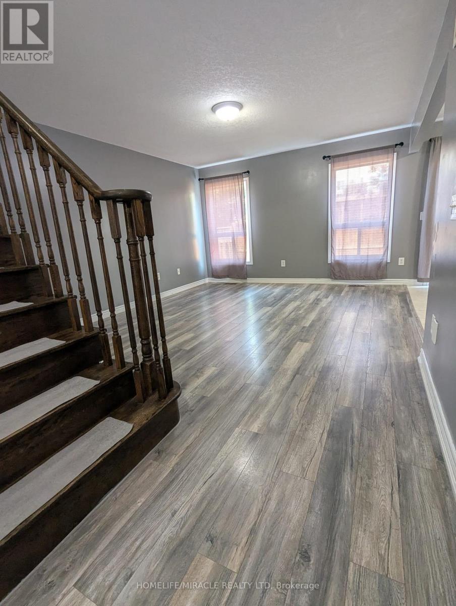 Photo 5 of 71 800 West Ridge Boulevard, Orillia ON