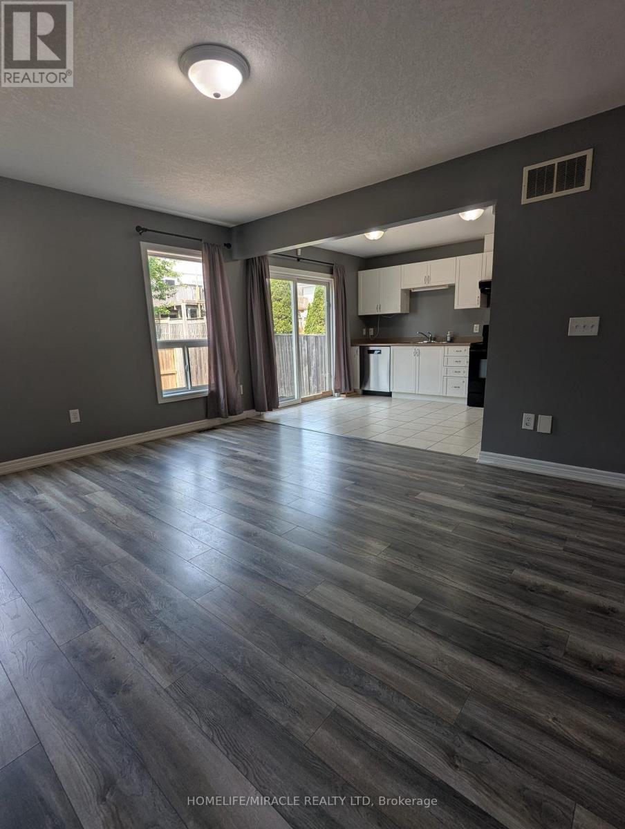 Photo 7 of 71 800 West Ridge Boulevard, Orillia ON