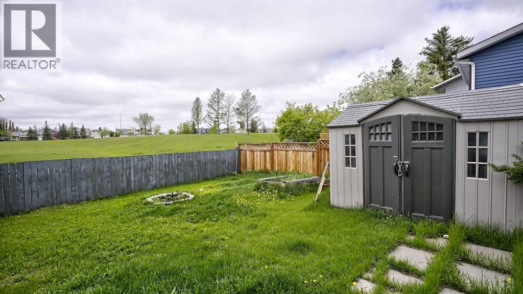 Single Family House for Sale in  Riverbrook Way SE Riverbend Calgary 
