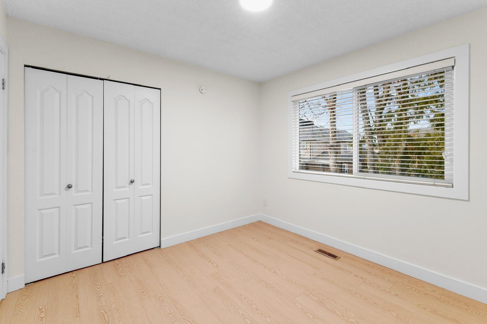 Photo 11 of 11633 87 A Avenue, Delta BC