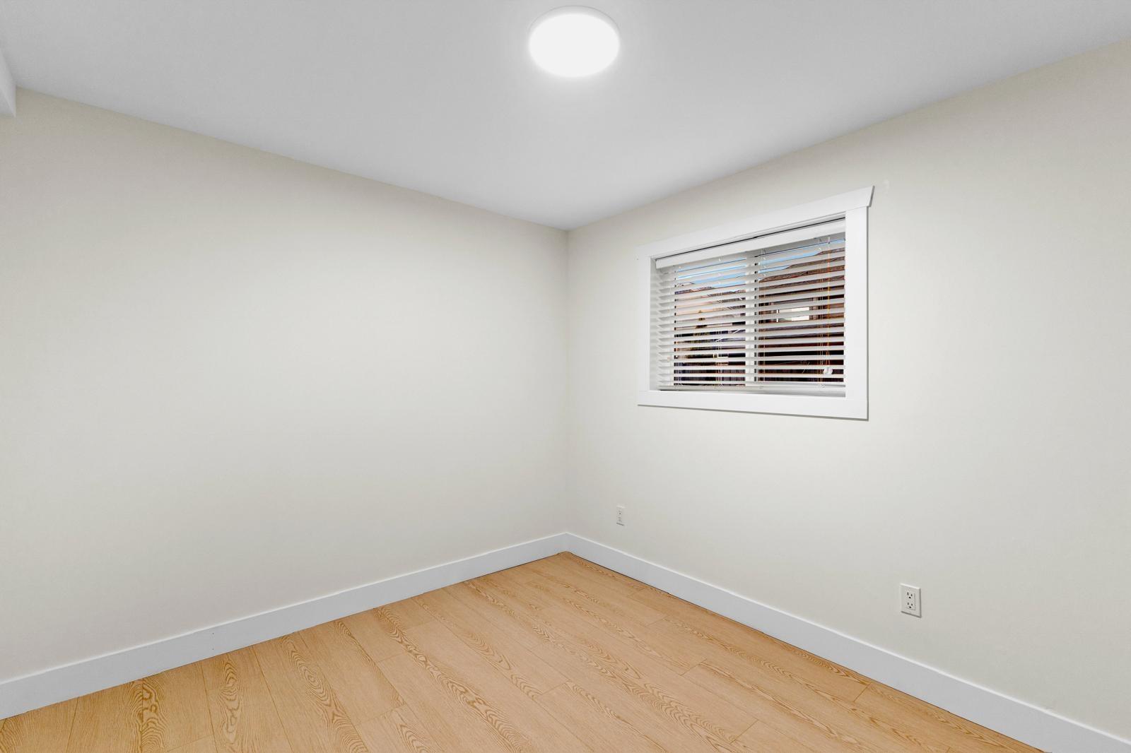 Photo 16 of 11633 87 A Avenue, Delta BC