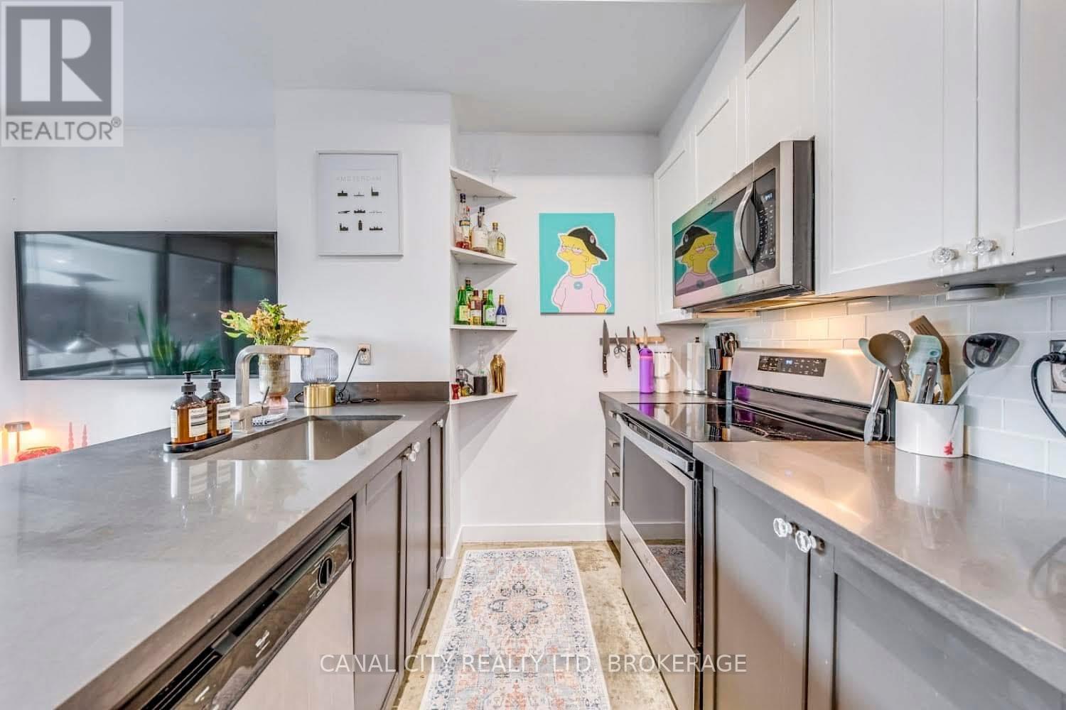 Photo 22 of 201 36 Charlotte Street, Toronto ON