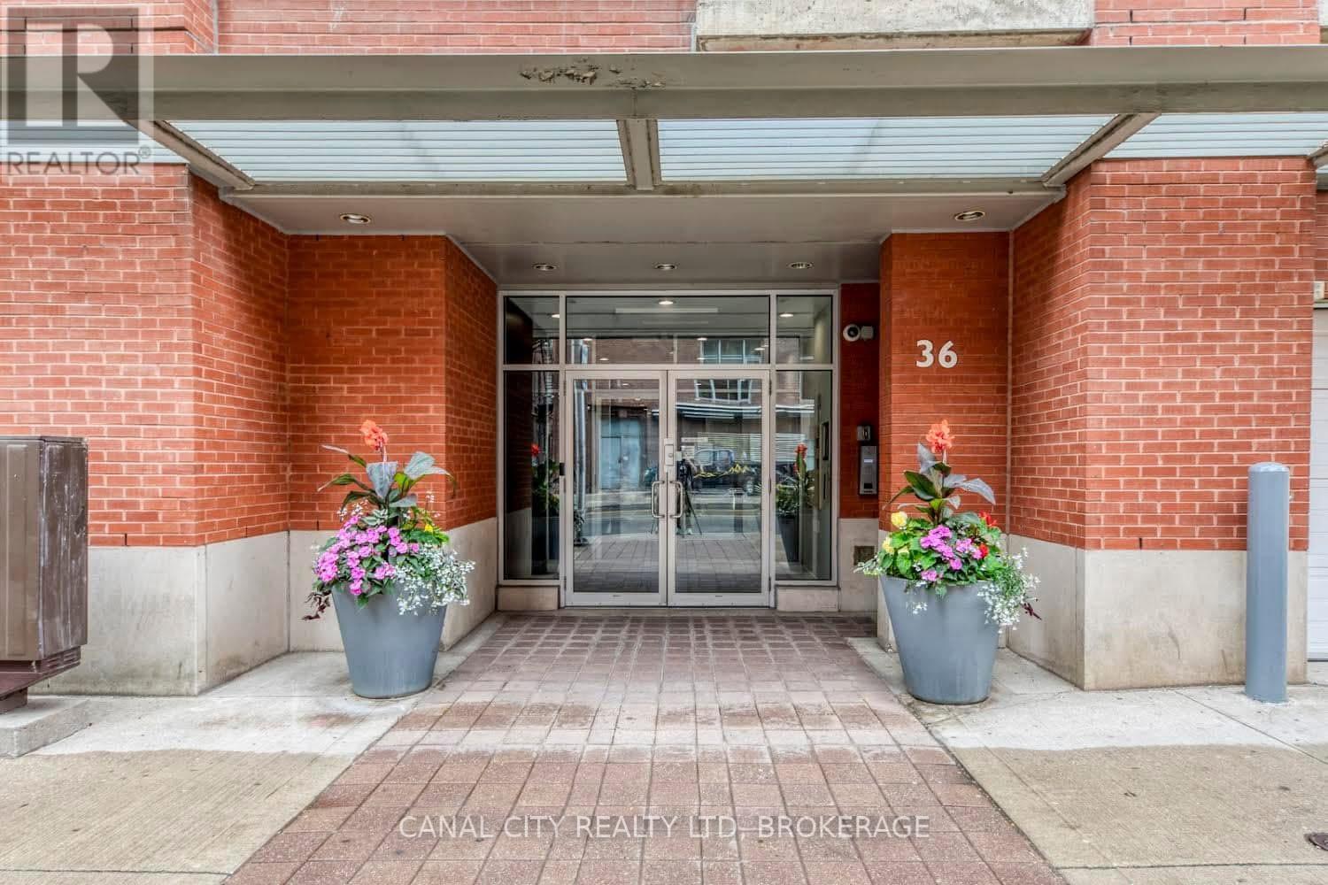 Photo 24 of 201 36 Charlotte Street, Toronto ON
