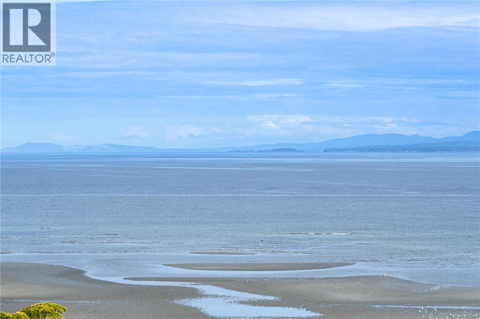 Photo 14 of 607 194 Beachside Dr, Parksville BC