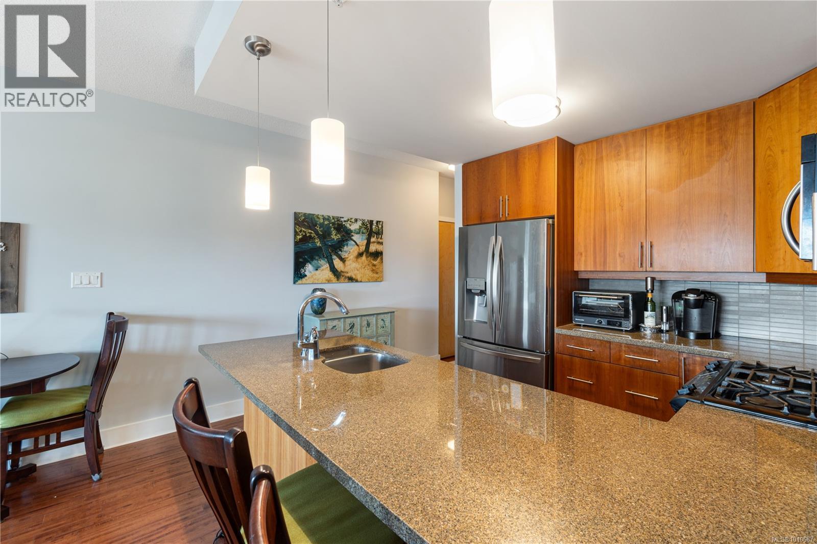 Photo 19 of 607 194 Beachside Dr, Parksville BC
