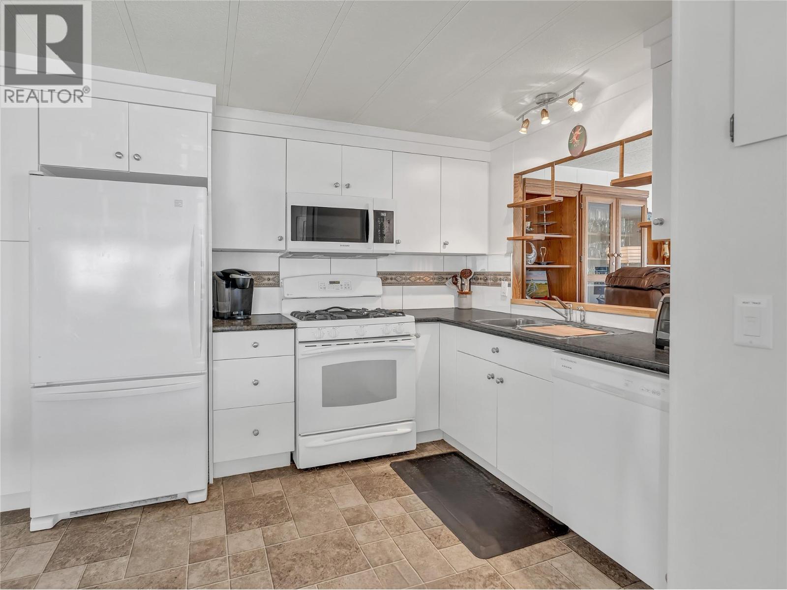 3105 SOUTH MAIN Street Unit# 511, Penticton