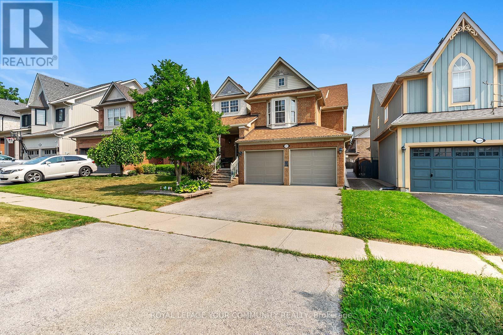 Photo 1 of 6926 Early Settler Row, Mississauga ON