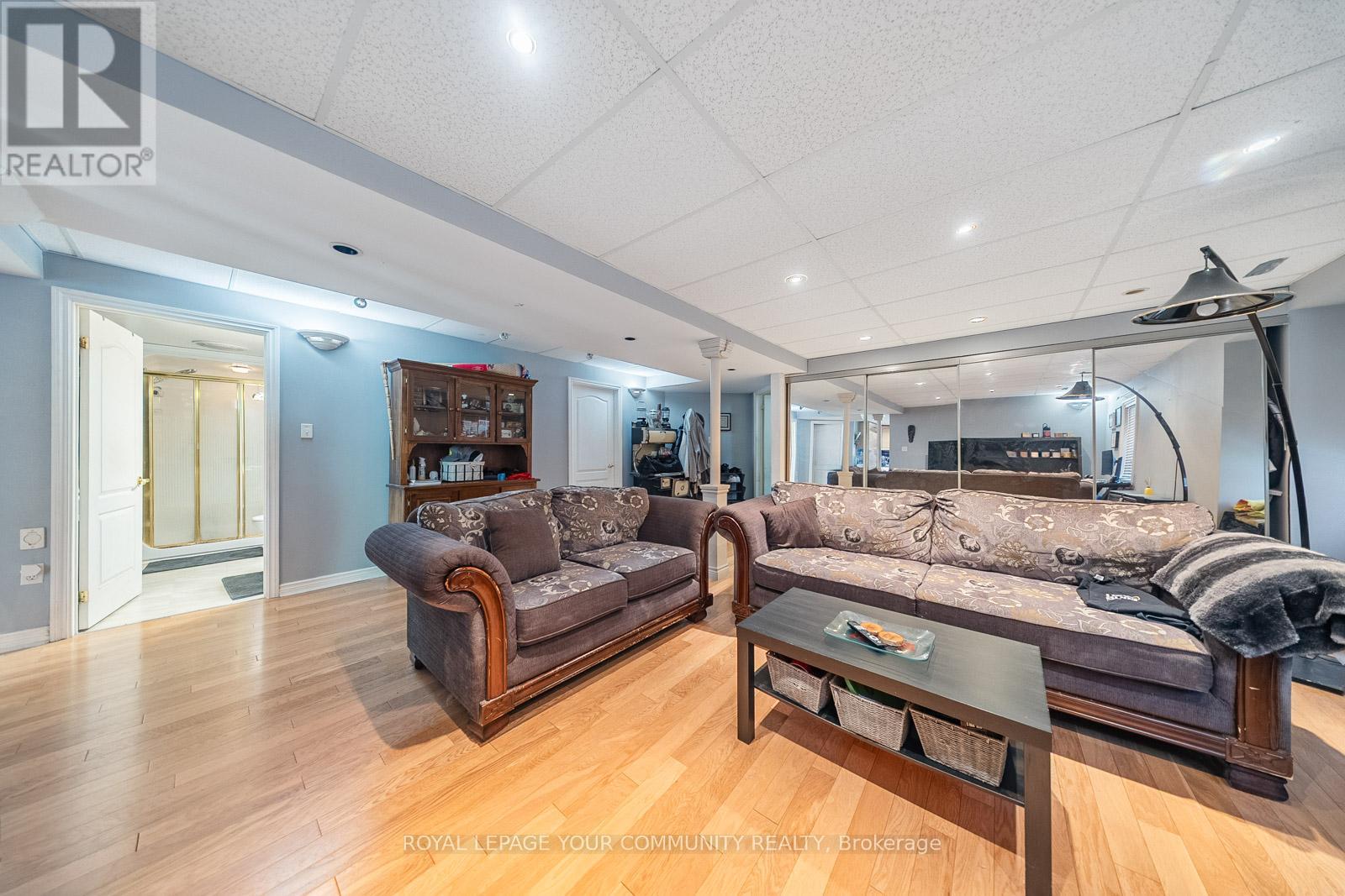 Photo 29 of 6926 Early Settler Row, Mississauga ON