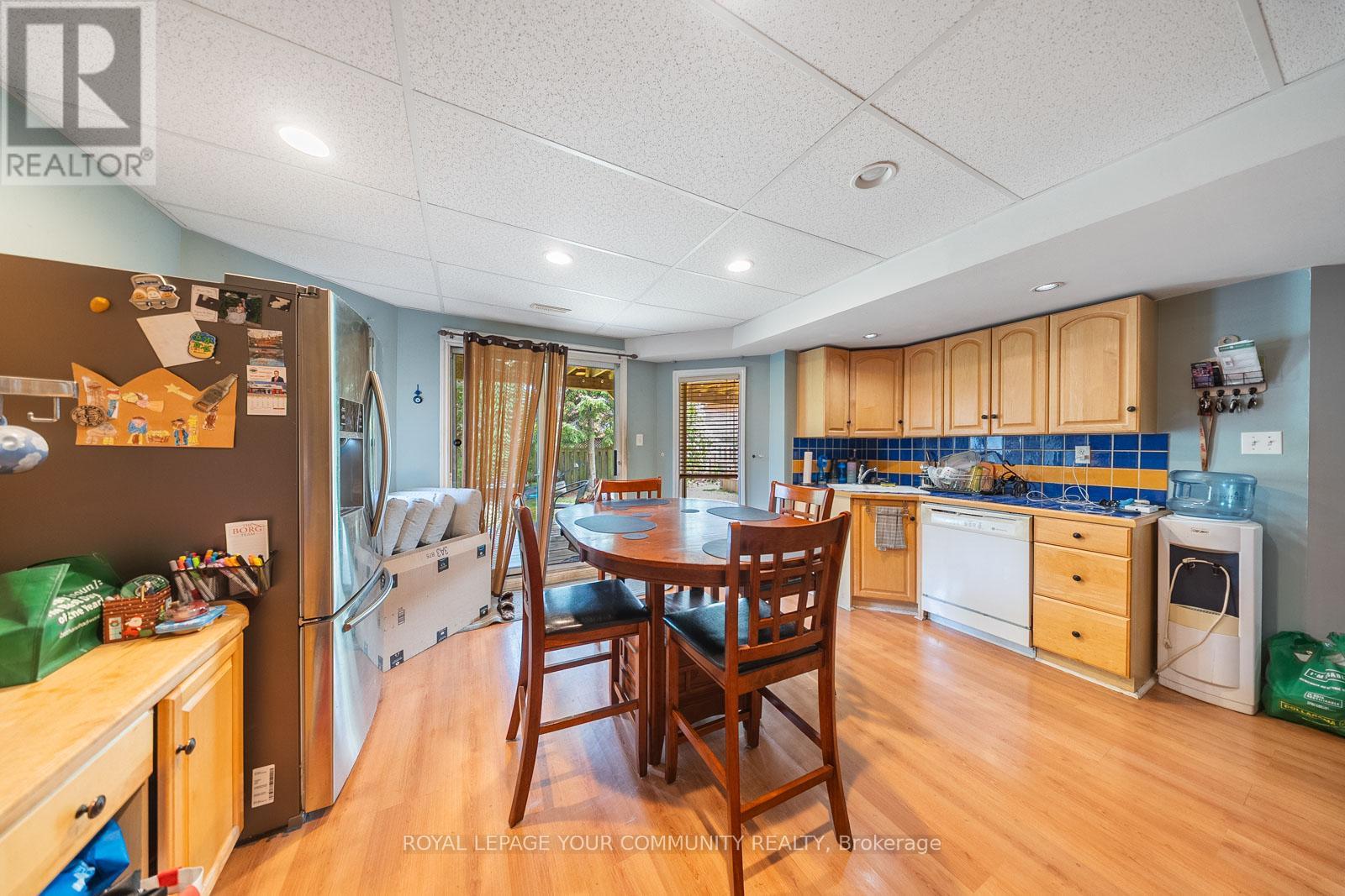 Photo 32 of 6926 Early Settler Row, Mississauga ON